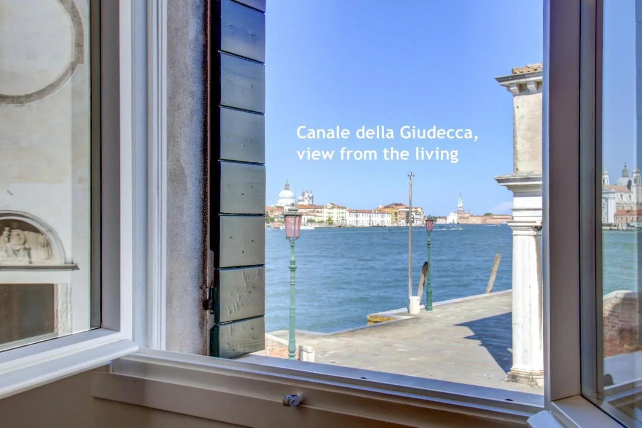 Apartment Canalview Giudecca Venice